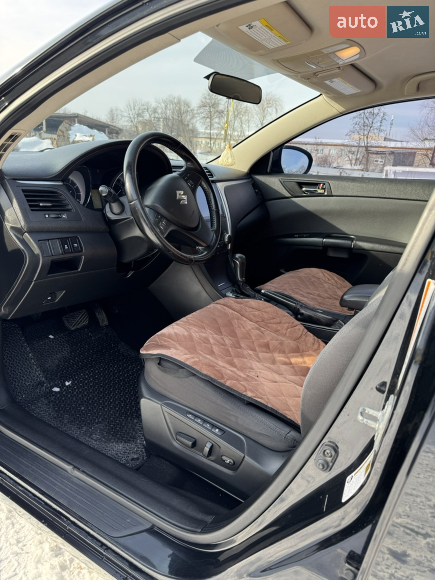 2012 Suzuki Kizashi - мініатюра 26