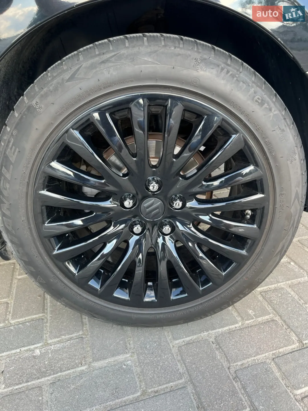 2012 Suzuki Kizashi - мініатюра 19