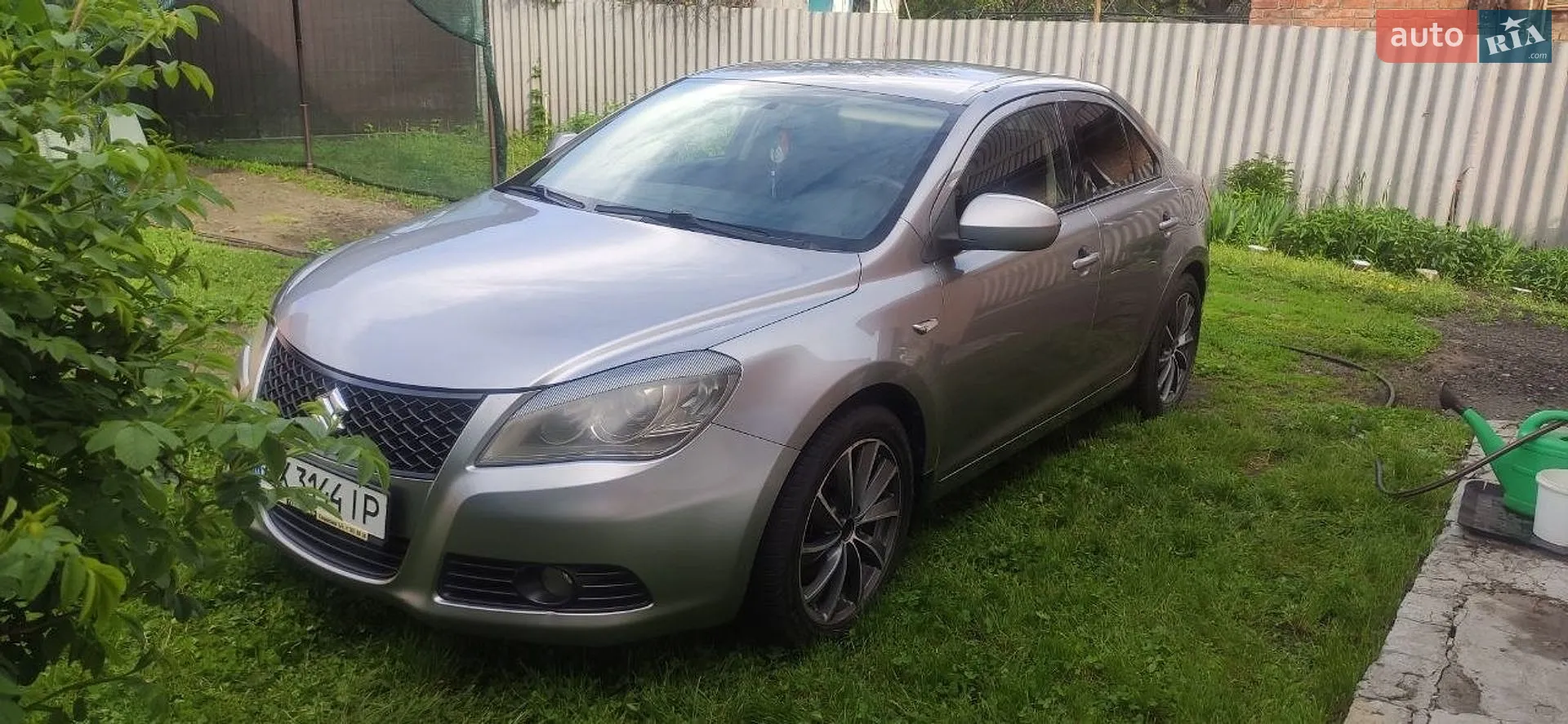 2011 Suzuki Kizashi - мініатюра 14