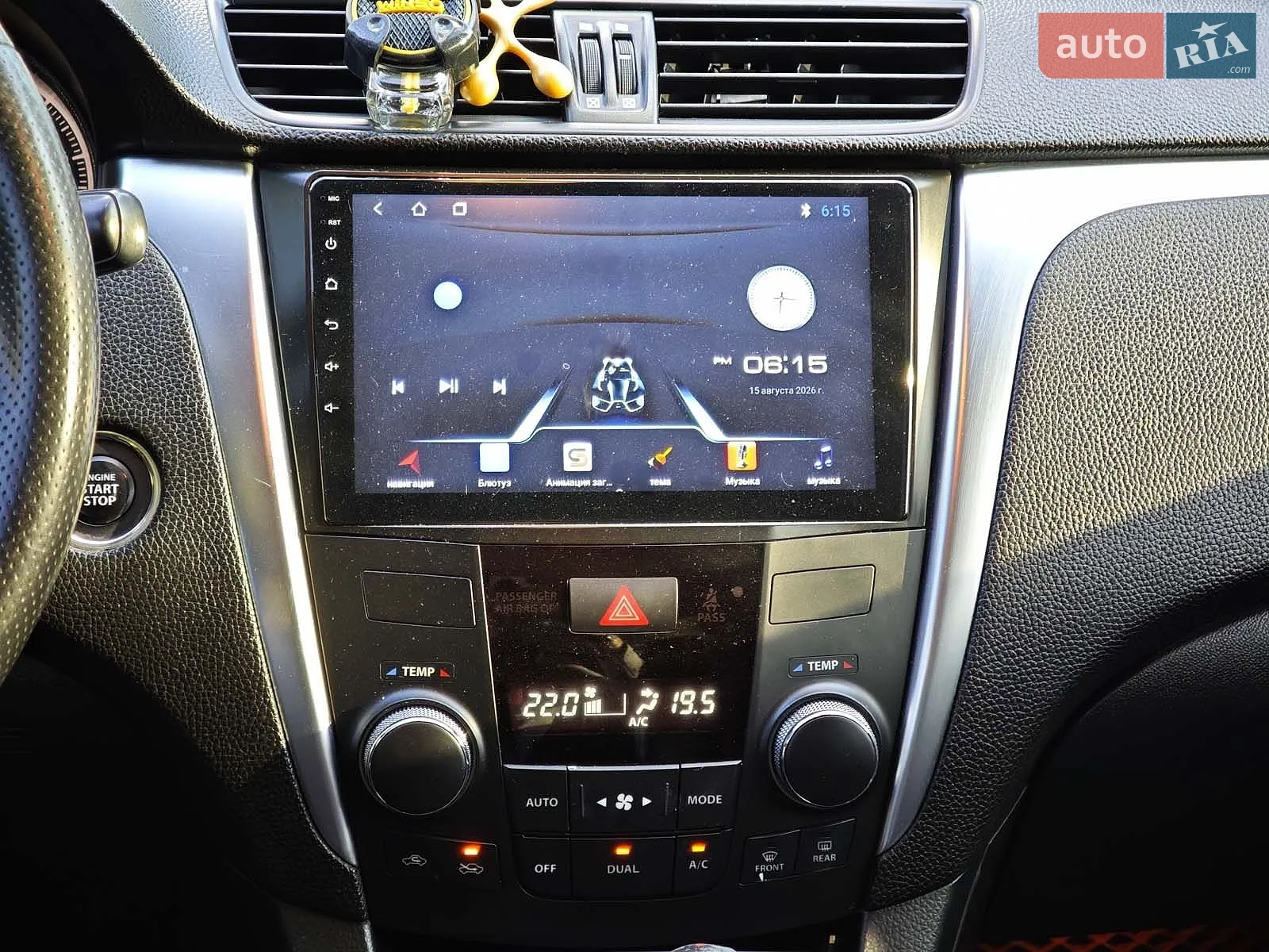 2011 Suzuki Kizashi - мініатюра 19