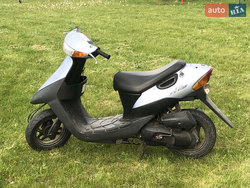 Скутер Suzuki Lets 2 2001 в Лановцах