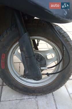 Скутер Suzuki Lets 2 2001 в 