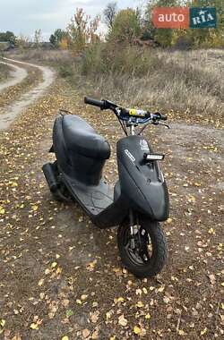 Мопеды Suzuki Lets 2 2004 в Новых Санжарах