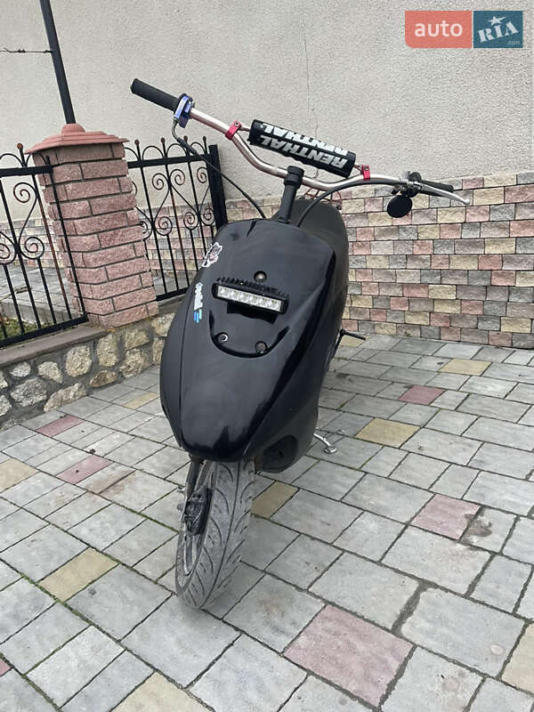 Скутер Suzuki Lets 2 2010 в Збараже фото 3 Скутер Suzuki Lets 2 2010 в Збараже