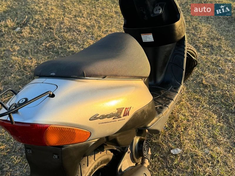 Скутер Suzuki Lets 2 2002 в Кагарлыке