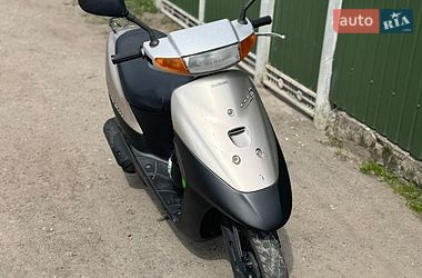 Скутер Suzuki Lets 2 2001 в Миргороде