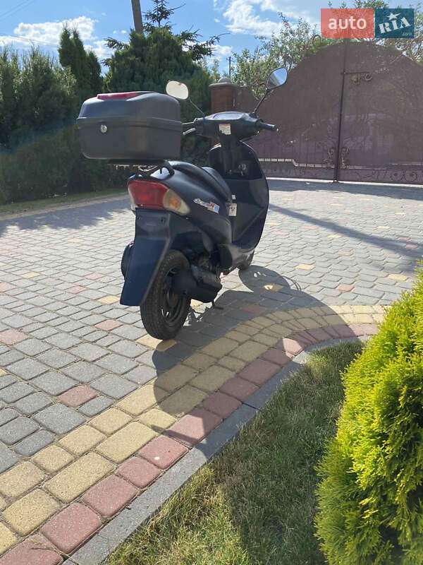 Скутер Suzuki Lets 3 2010 в Жовкве