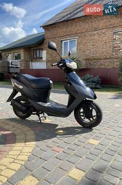 Скутер Suzuki Lets 3 2010 в Жовкве