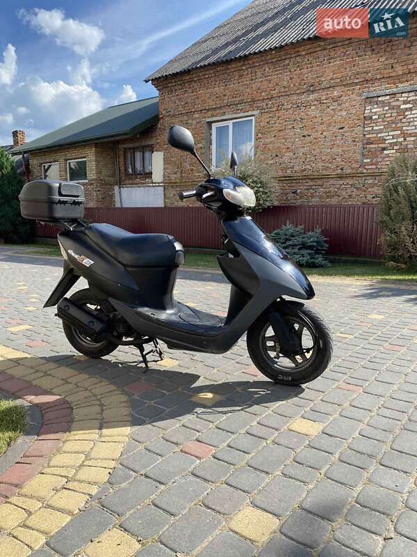 Скутер Suzuki Lets 3 2010 в Жовкве