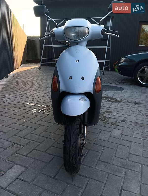 Скутер Suzuki Lets 4 2013 в Соснівці