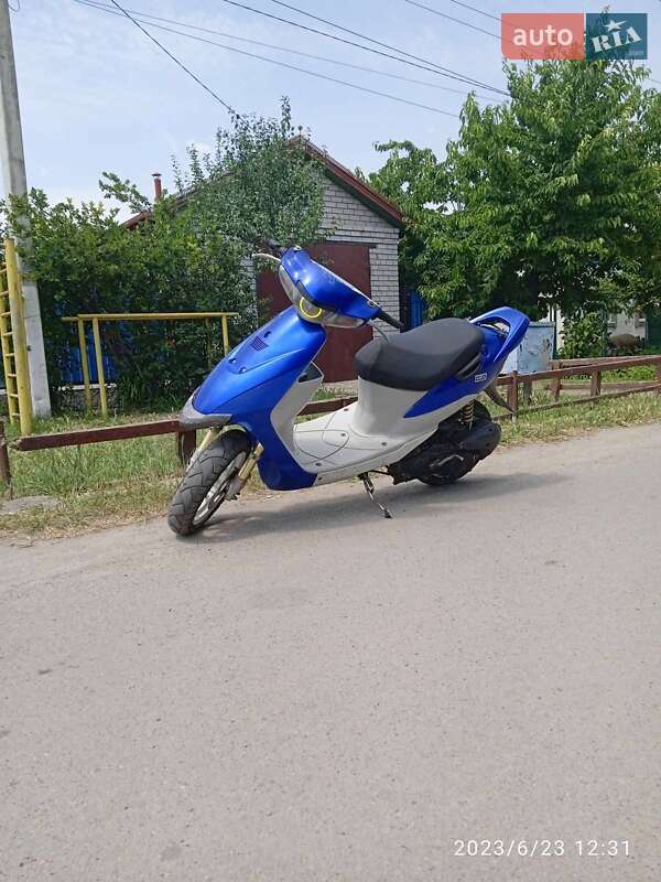 Скутер Suzuki Lets 2011 в Самаре