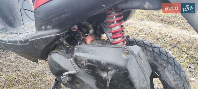 Скутер Suzuki Lets 2011 в Житомирі