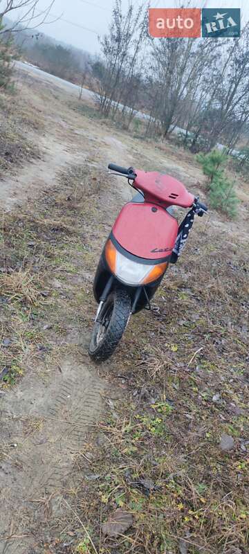 Скутер Suzuki Lets 2011 в Житомирі