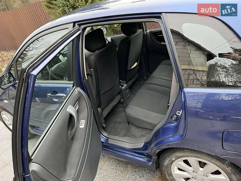 Універсал Suzuki Liana 2005 в Житомирі