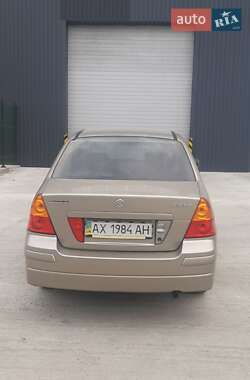 Седан Suzuki Liana 2005 в Білій Церкві