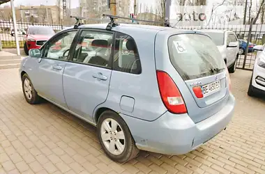 Suzuki Liana 2004