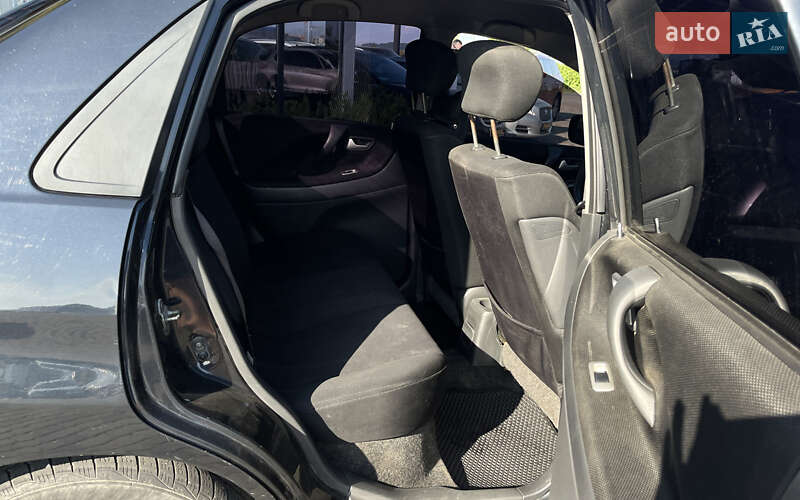 Седан Suzuki Liana 2005 в Мукачево