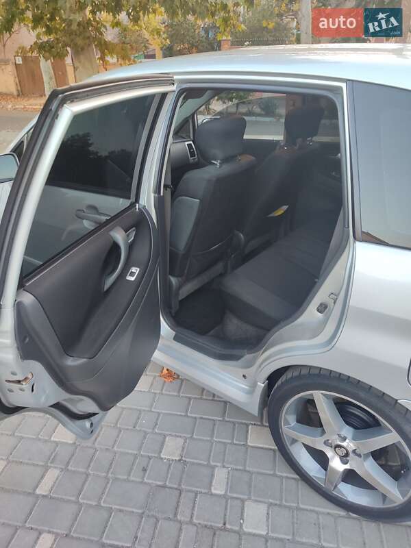 Универсал Suzuki Liana 2005 в Белгороде-Днестровском