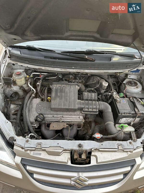 Седан Suzuki Liana 2007 в Чернигове