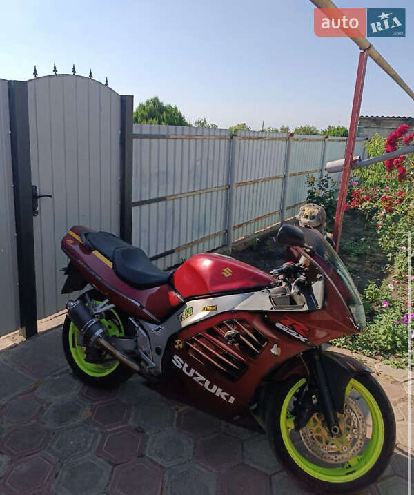 Спортбайк Suzuki RF 400RV 1998 в Изюме