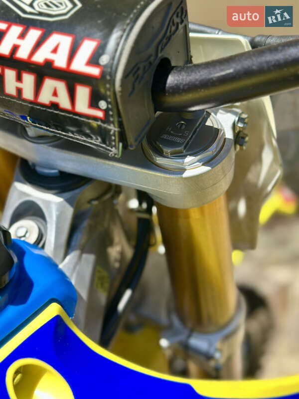 Мотоцикл Кросс Suzuki RM-Z 450 2023 в Ужгороді фото 25 Мотоцикл Кросс Suzuki RM-Z 450 2023 в Ужгороді