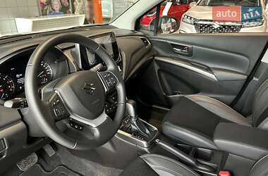 Позашляховик / Кросовер Suzuki S-Cross 2024 в 