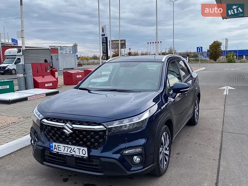 Suzuki S-Cross
