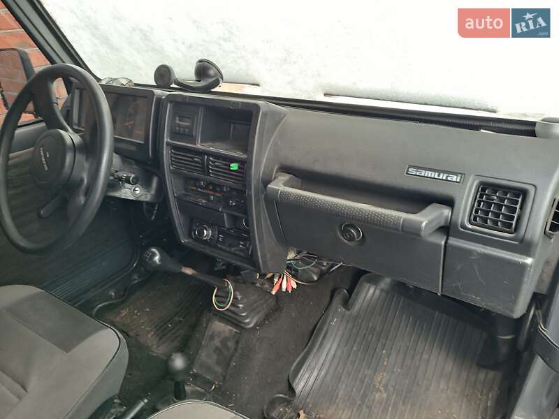 Внедорожник / Кроссовер Suzuki Samurai 1994 в Липовце фото 7 Внедорожник / Кроссовер Suzuki Samurai 1994 в Липовце