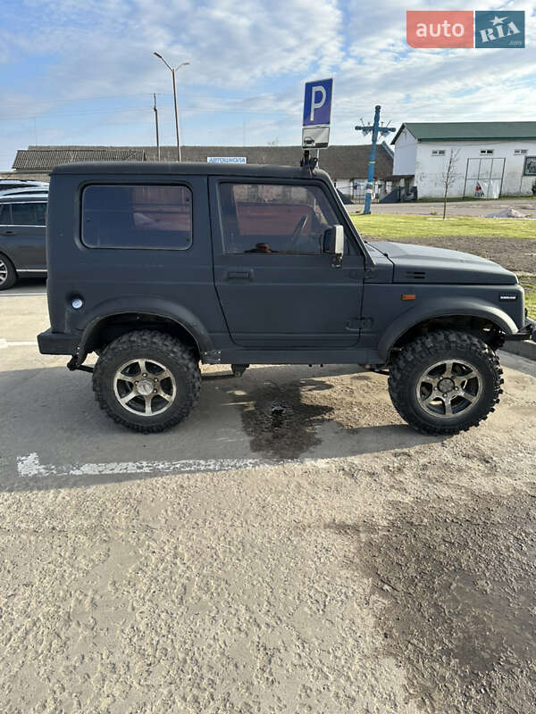 Внедорожник / Кроссовер Suzuki Samurai 1992 в Луцке