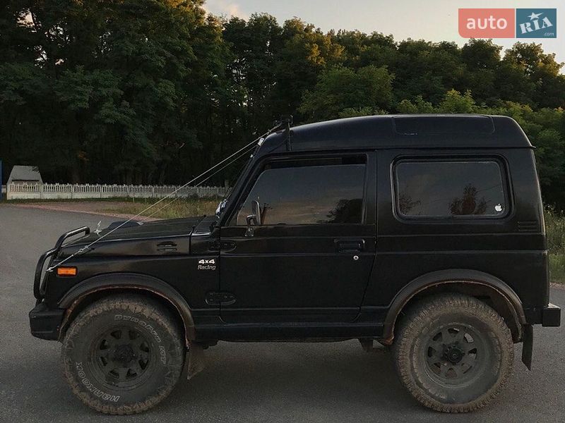 Внедорожник / Кроссовер Suzuki Samurai 1984 в Малине