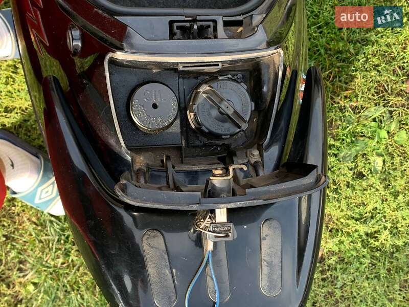 Скутер Suzuki Sepia 50 2017 в Полтаві фото 10 Скутер Suzuki Sepia 50 2017 в Полтаві