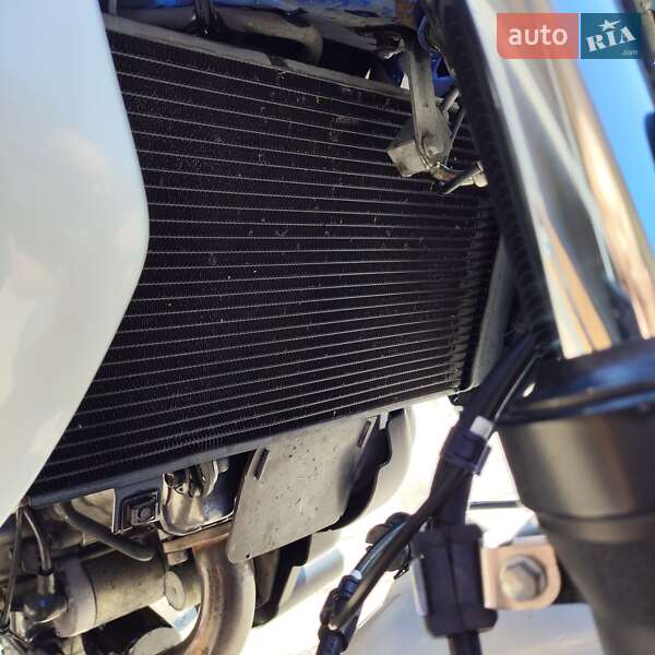 Мотоцикл Классик Suzuki SFV 400 2017 в Миргороде