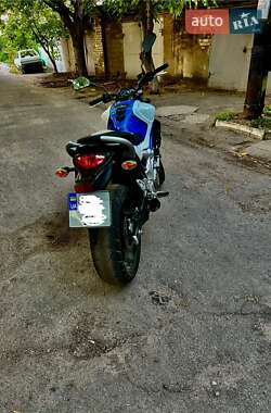Мотоцикл Классик Suzuki SFV 650 2009 в 