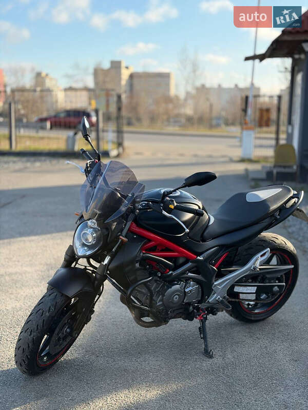 Мотоцикл Без обтекателей (Naked bike) Suzuki SFV 650 2010 в Киеве