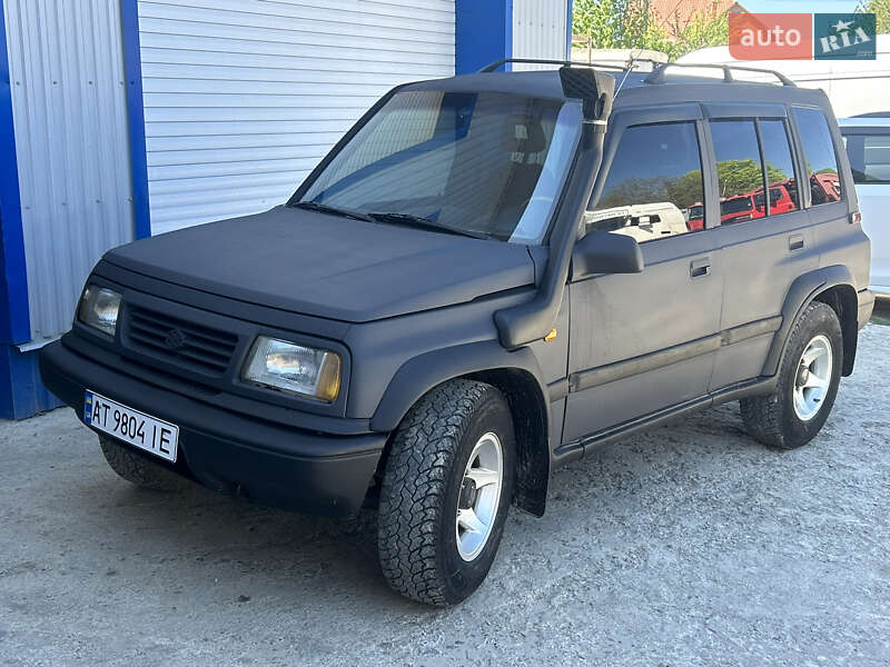 Внедорожник / Кроссовер Suzuki Sidekick 1995 в 
