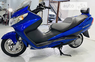 Макси-скутер Suzuki Skywave 250 2005 в Одессе