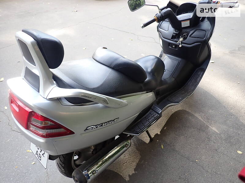 Скутер Suzuki Skywave 250 2001 в Одесі