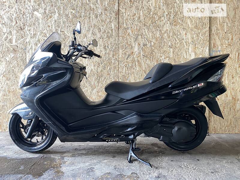 Макси-скутер Suzuki Skywave 250 2014 в Одессе