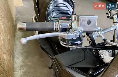 Максі-скутер Suzuki Skywave 250 2008 в 
