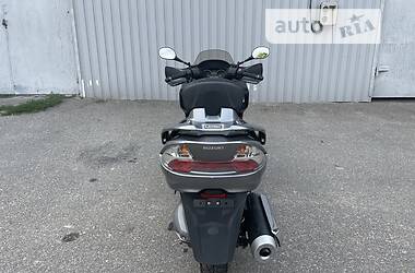 Макси-скутер Suzuki Skywave 250 2011 в Днепре