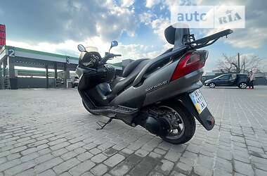 Макси-скутер Suzuki Skywave 250 2004 в 