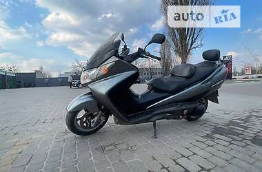 Макси-скутер Suzuki Skywave 250 2004 в 
