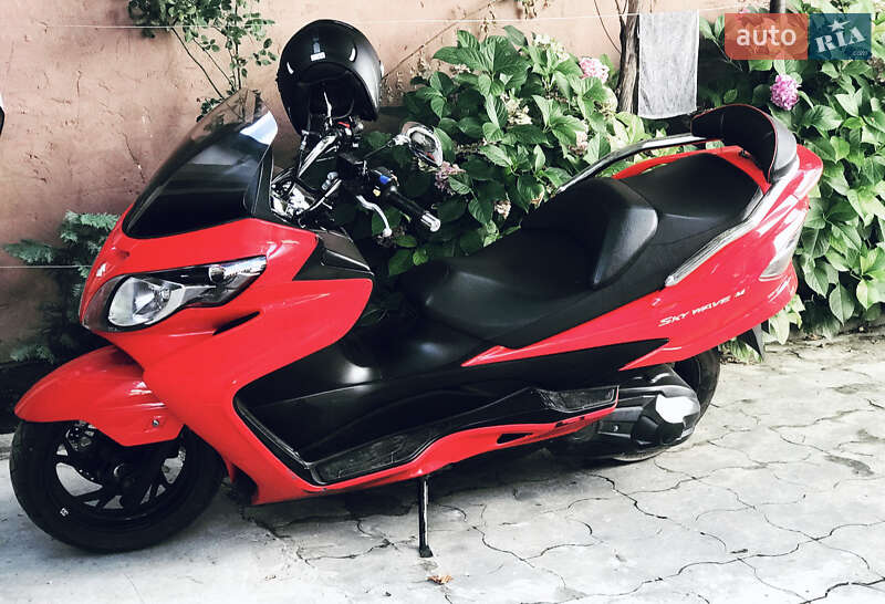 Макси-скутер Suzuki Skywave 250 2009 в Мукачево