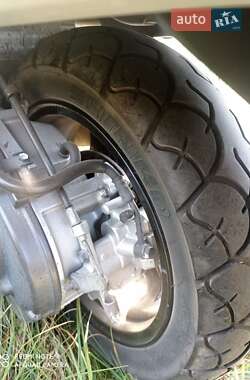 Макси-скутер Suzuki Skywave 250 2007 в 