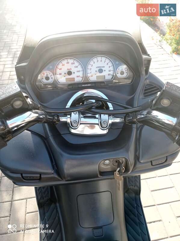 Макси-скутер Suzuki Skywave 250 2007 в Гайсине