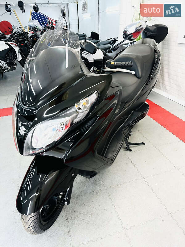 Максі-скутер Suzuki Skywave 250 2007 в Одесі