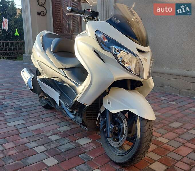 Макси-скутер Suzuki Skywave 250 2009 в Одессе фото Макси-скутер Suzuki Skywave 250 2009 в Одессе