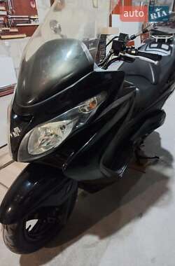 Максі-скутер Suzuki Skywave 250 2007 в 