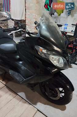 Максі-скутер Suzuki Skywave 250 2007 в 
