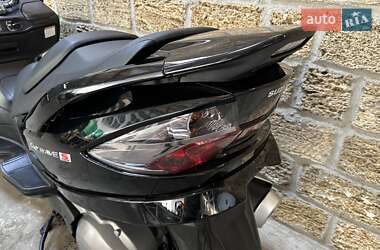 Макси-скутер Suzuki Skywave 250 2008 в 
